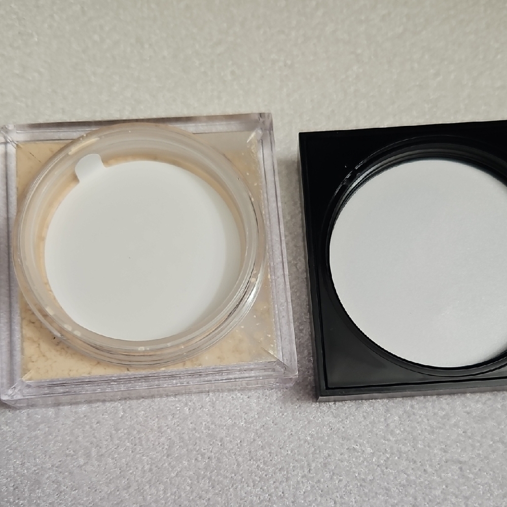 Black and Pink BOD Cosmetic Box - Picture 3 of 3